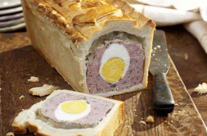 Pork pie party slice