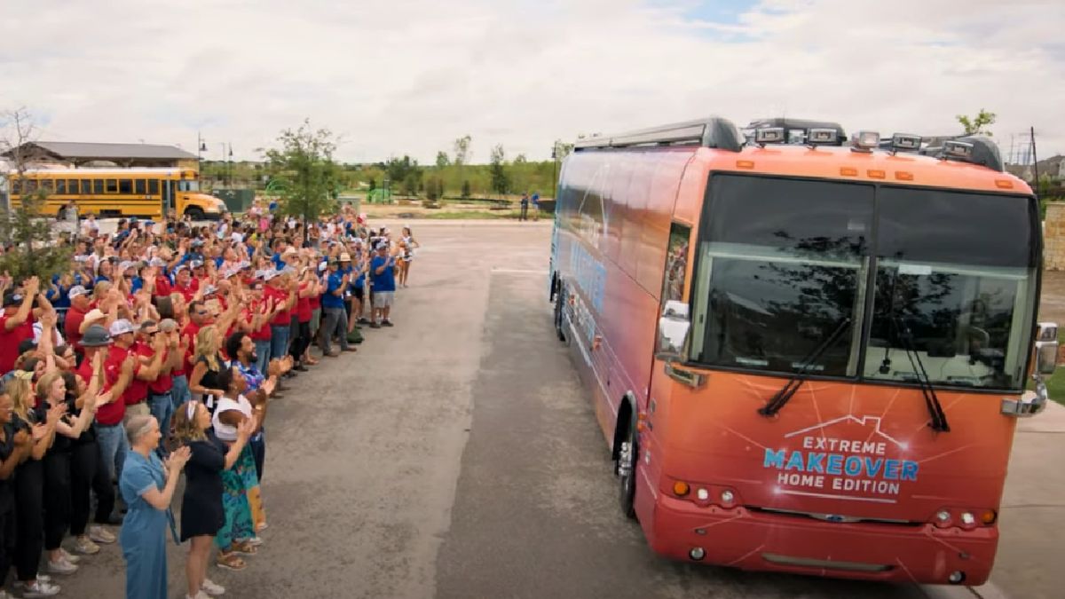 The iconic bus in the new Extreme Makeover: Home Edition. 