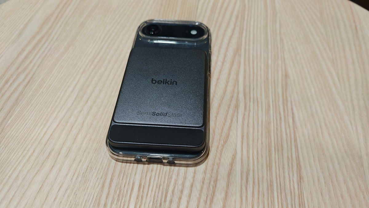 A Belkin UltraCharge power bank