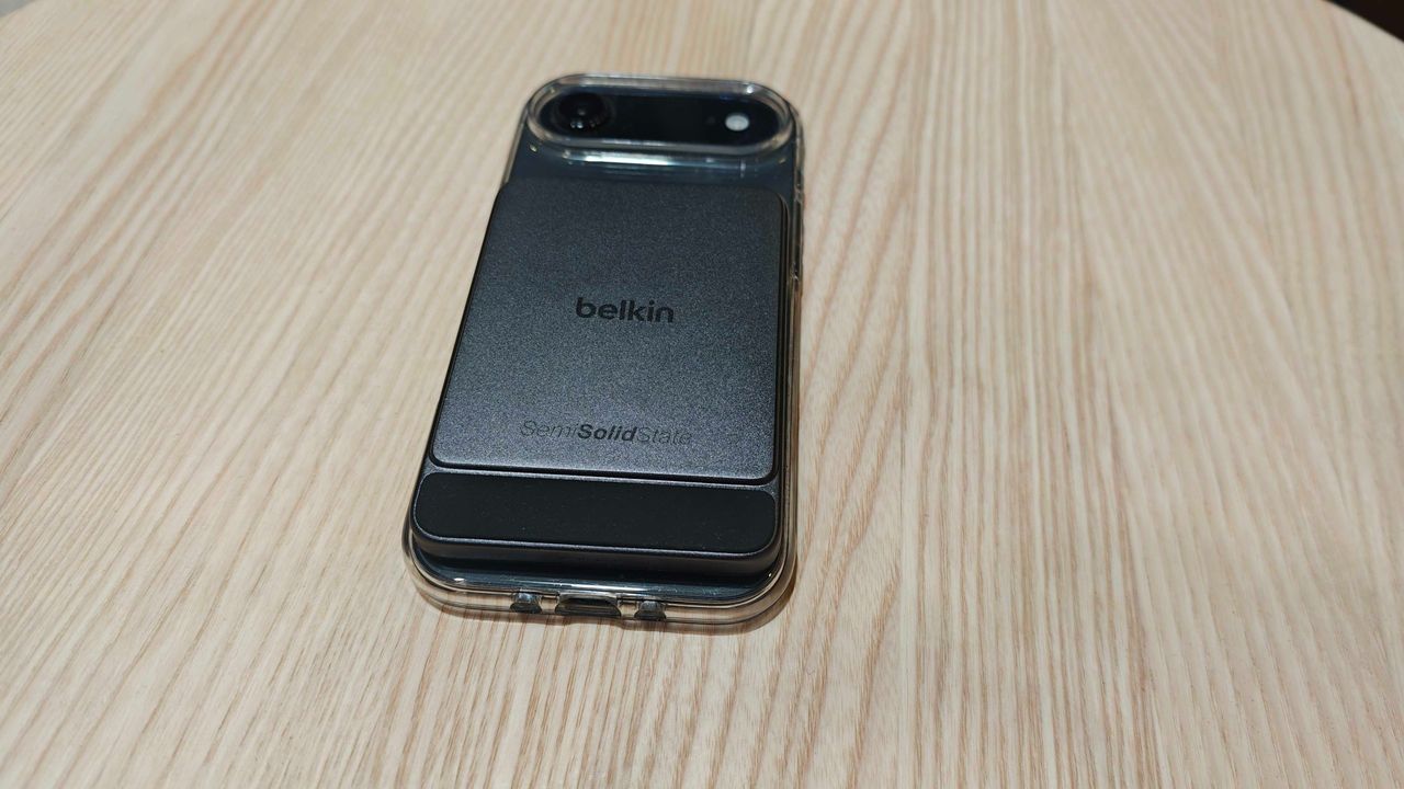 A Belkin UltraCharge power bank