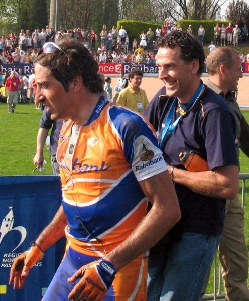 Juan Antonio Flecha (Rabobank) finds his way to the showers.