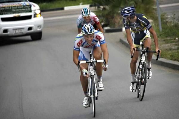 Marcel Kittel (Skil-Shimano) leads the three-man break