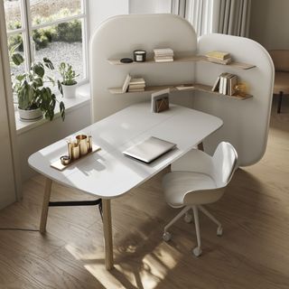 ‘Poly’ home office consists of a work desk and a chair, with a bookcase next to it. All white in combination with light wood.