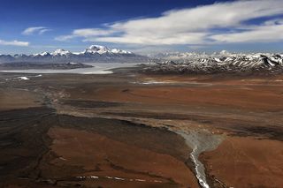 Naimona'nyi is the highest peak in the Nalakankar Himal in Tibet.