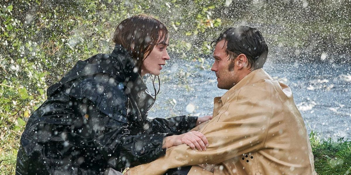 Emily Blunt and Jamie Dornan in Wild Mountain Thyme in the rain