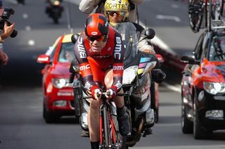 2011 Tour champion Cadel Evans (BMC) started his title defense with a 13th place prologue time trial result.