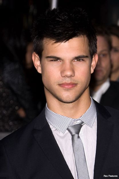 Taylor Lautner - Fashion News - Marie Claire