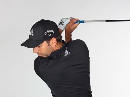 golf transfer market sergio garcia signs with callaway