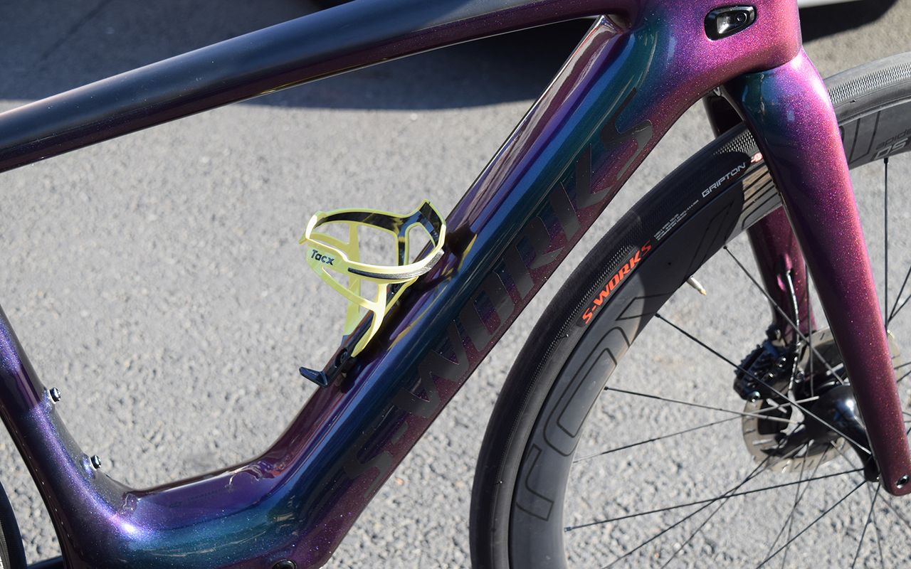 A yellow Tacx Ciro bottle cage was aalso used