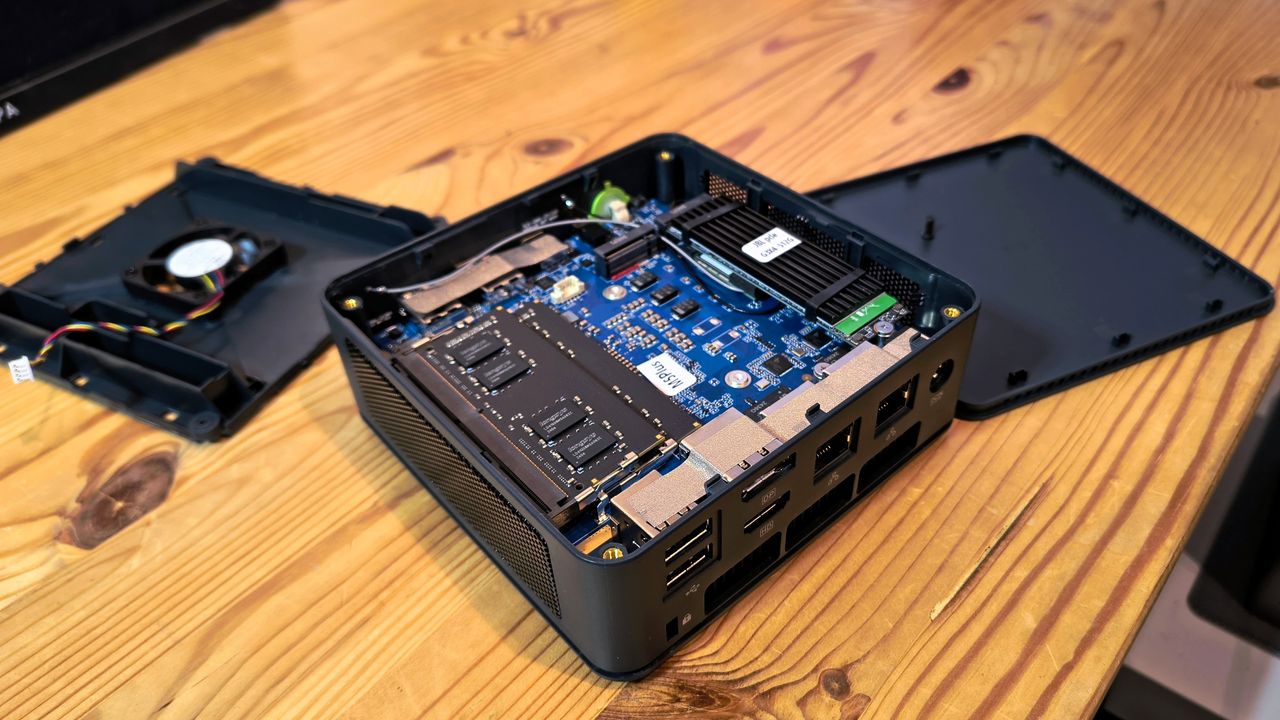 GMKtec NucBox M5 Plus
