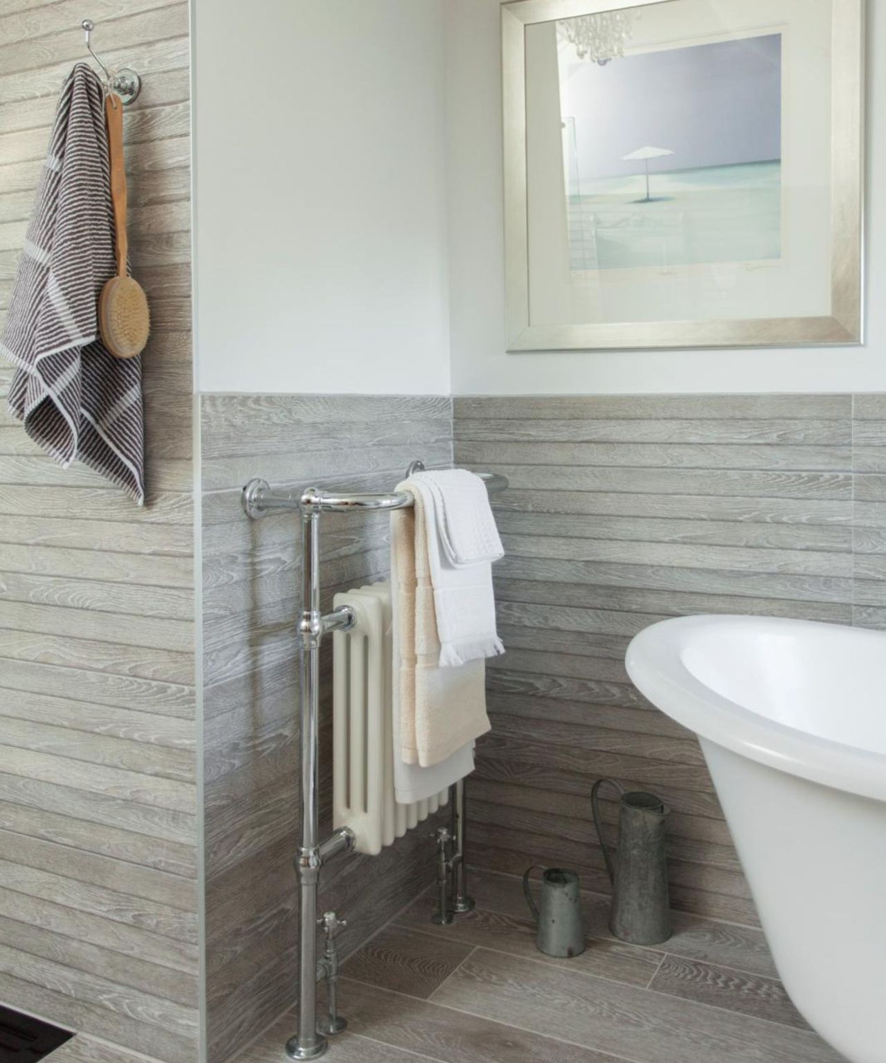 Shiplap bathroom ideas: 7 chic ways to use wall paneling | Real Homes