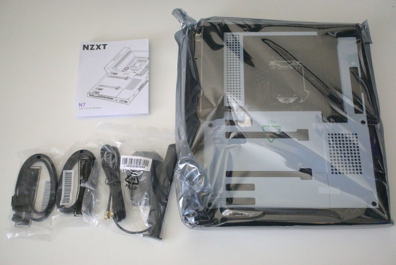 NZXT N7 Z490