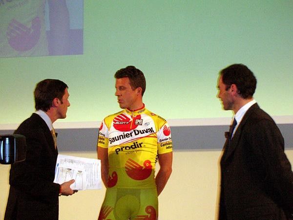 Aaron "The Big O" Olsen practices his Italian with Fabretti and Casssani.
