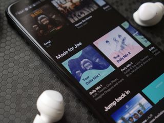 Spotify Pixel 4