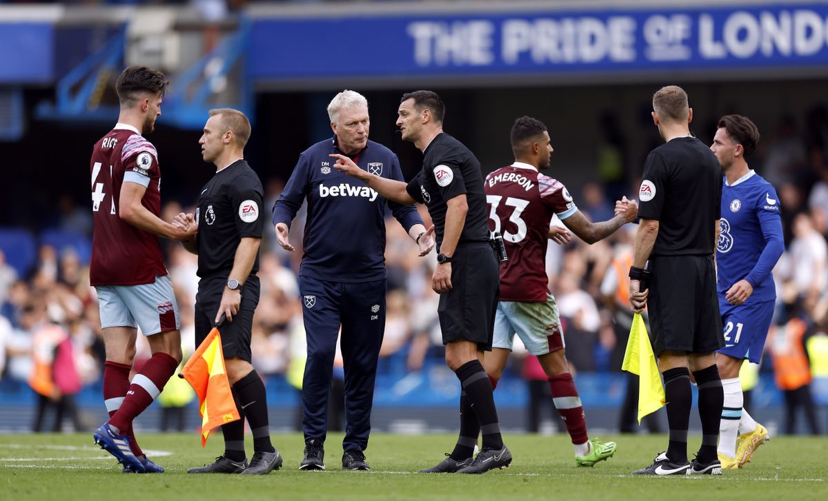 Referees ‘made to look foolish’ by Premier League’s usage of VAR ...