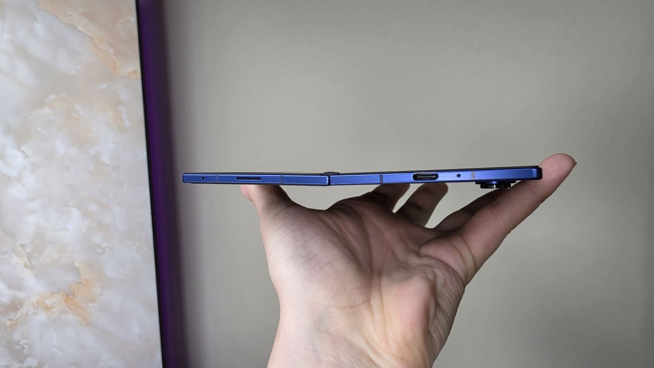 The Samsung Galaxy Z Fold 7 flat