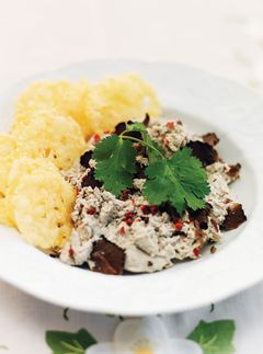 Mushroom, ricotta and thyme dip served with parmesan crisps