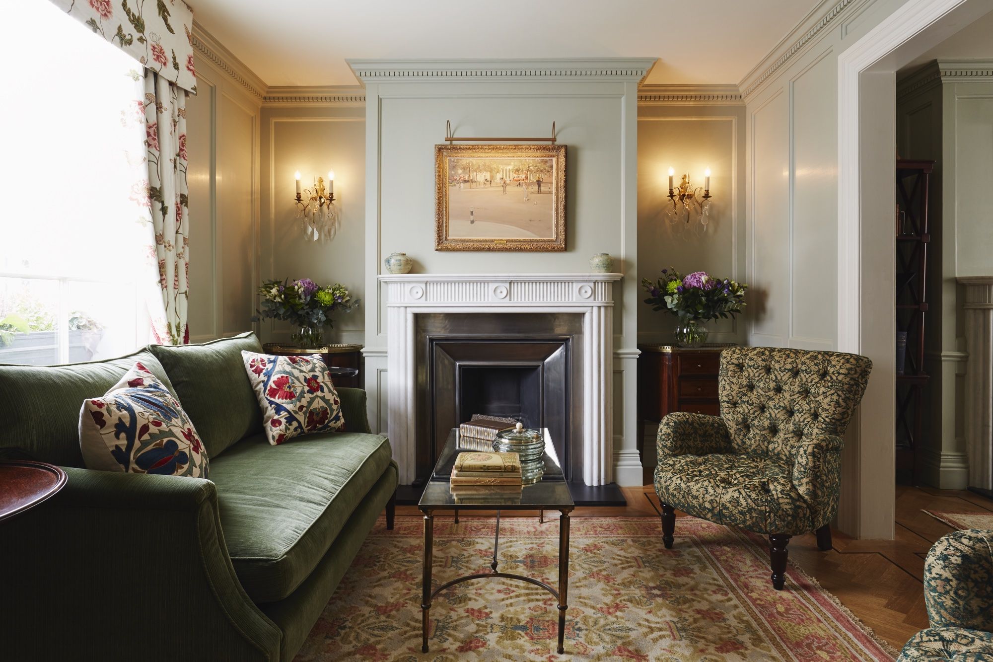 See inside a Chelsea townhouse with unique design flourishes | Homes ...