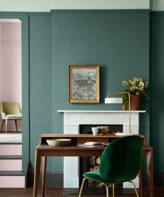 Green and pink paint in living room