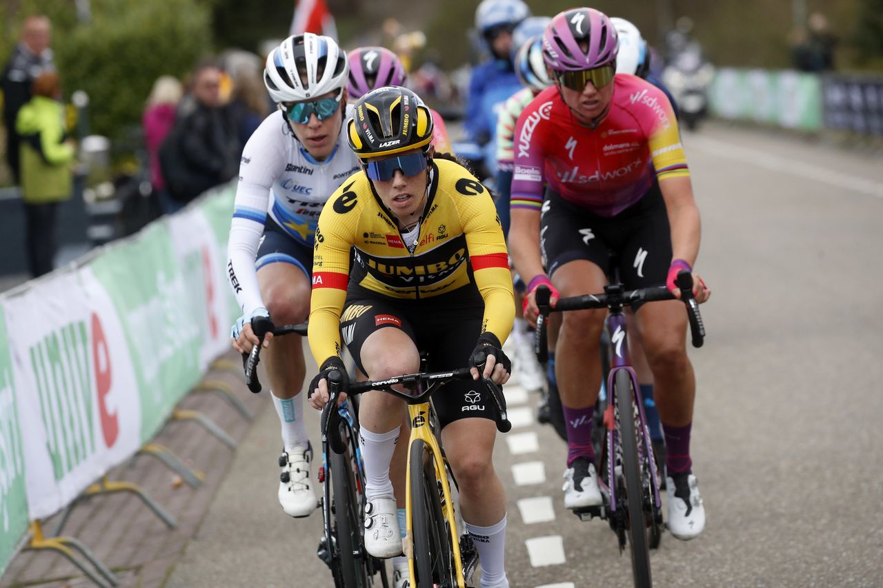 Amstel Gold Race Ladies 2022 8th Edition Maastricht Valkenburg 1285 km 10042022 Anna Henderson GBR Team Jumbo Visma photo Rafa GomezSprintCyclingAgency2022