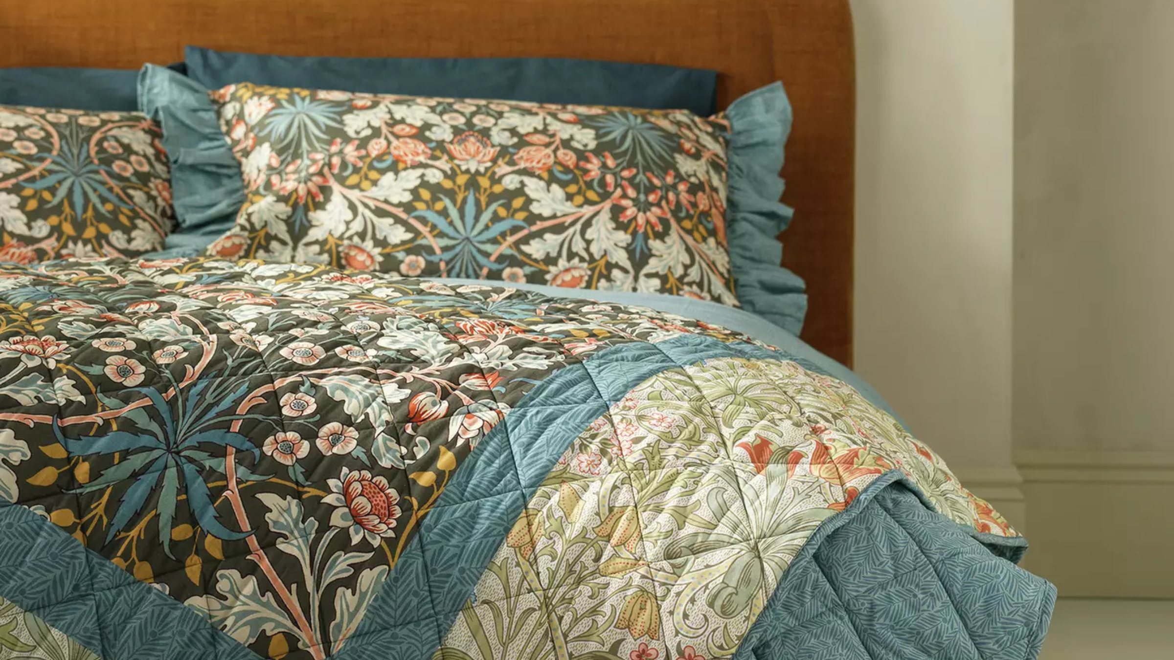 Habitat x Morris &amp; Co. Hyacinth Quilted Bedspread - 220x200cm