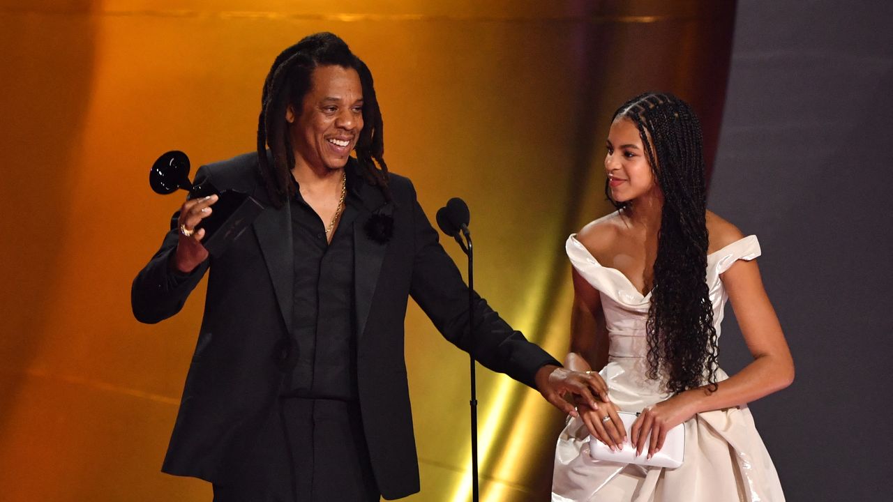 Jay-Z&#039;s speech at the Grammys with his daughter Blue Ivy