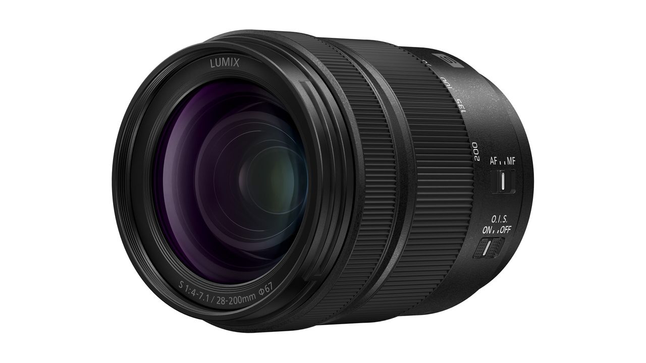 Panasonic LUMIX S 28-200mm F4-7.1 MACRO lens on a white background