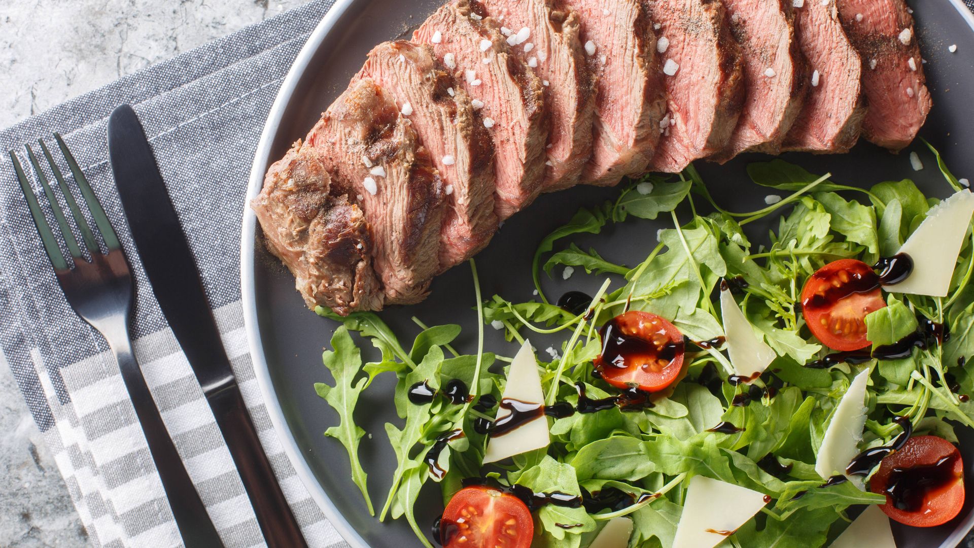 Gordon Ramsay's roast beef fillet Dinner Recipes GoodtoKnow