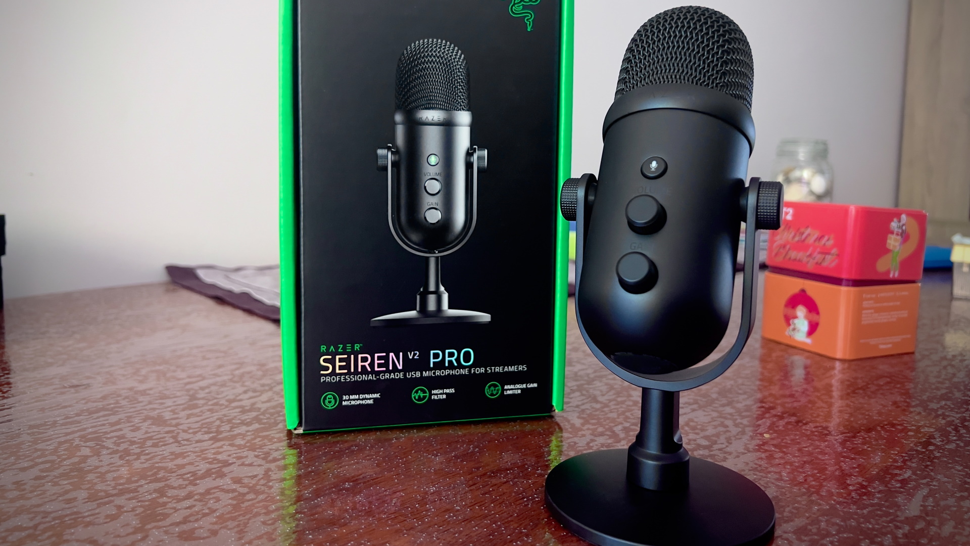 Razer Seiren V2 Pro review: understated and attractive with great sound  quality