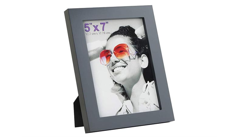 10.1-inch black picture frame