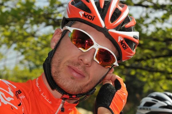 Cedric Pineau (Roubaix Lille Metropole) is inside the top 10 overall.
