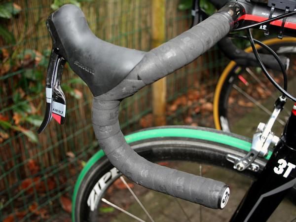 SRAM Red is still standard issue