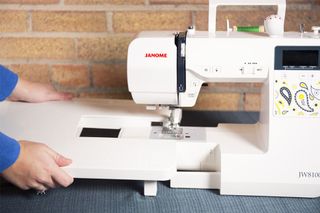 Janome JW8100 Review | Top Ten Reviews