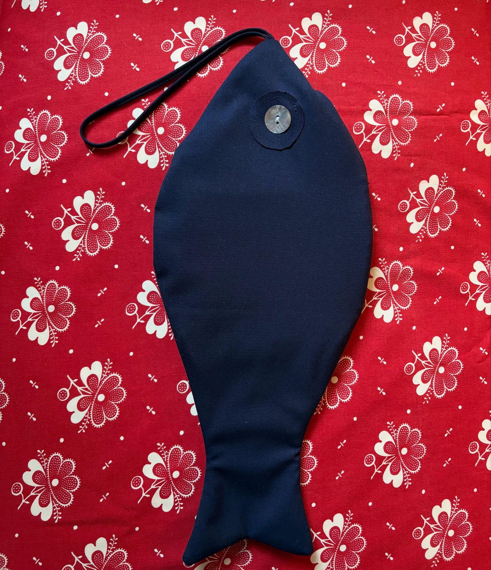 Tonset Road, Fish Bag in Navy