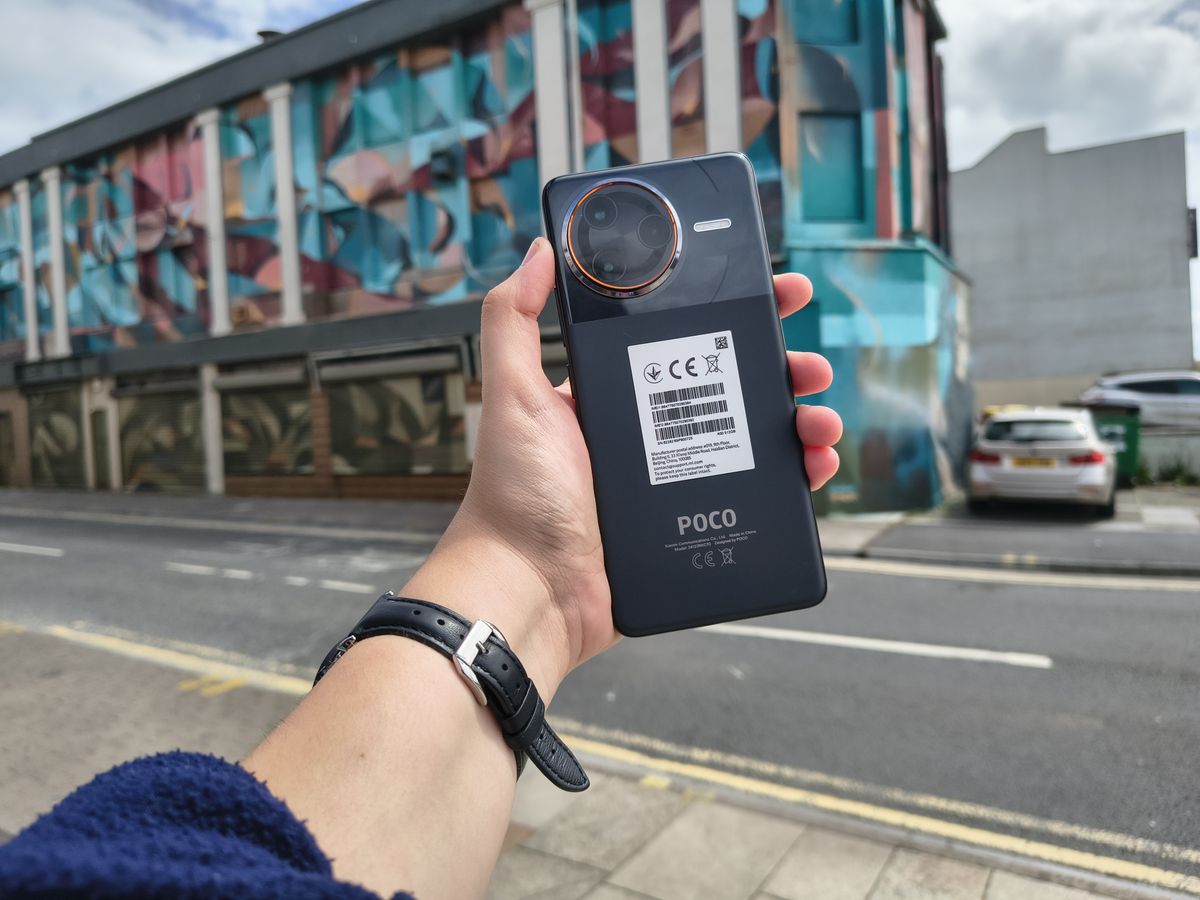 I didn't think this budget camera phone could get any better, but then ...
