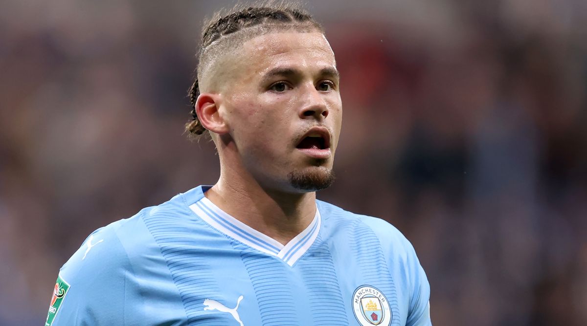 NEWCASTLE UPON TYNE, ENGLAND - SEPTEMBER 27: Kalvin Phillips of Manchester City reacts during the Carabao Cup Third Round match between Newcastle United and Manchester Cityat St James&#039; Park on September 27, 2023 in Newcastle upon Tyne, England. (Photo by George Wood/Getty Images)