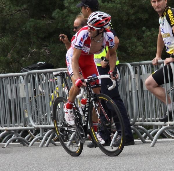 Daniel Moreno (Katusha) brought Rodriguez back into contention for the stage win