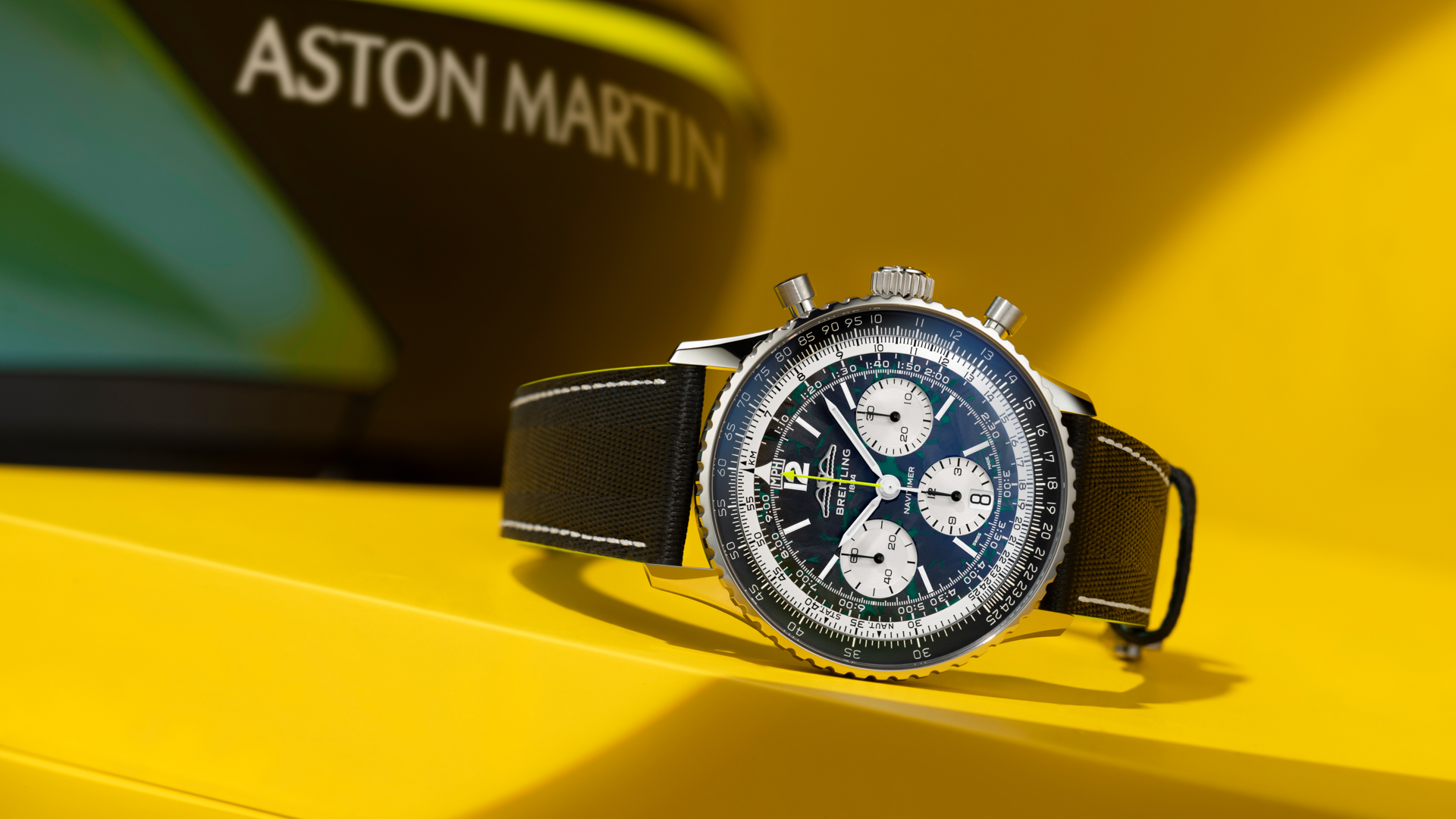 Breitling Navitimer B01 Aston Martin F1 Team
