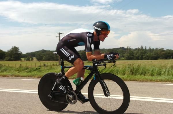 Michael Rogers (Sky) held the fastest time until Tony Martin and then Wiggins came through quicker