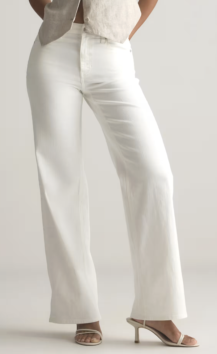 Quince, Bella Stretch Wide Leg Jeans in Cloud White