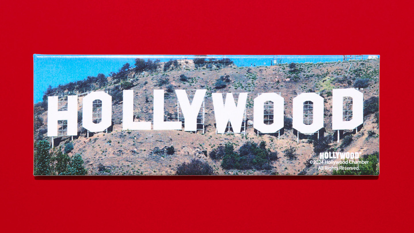 Hollywood sign on a magnet