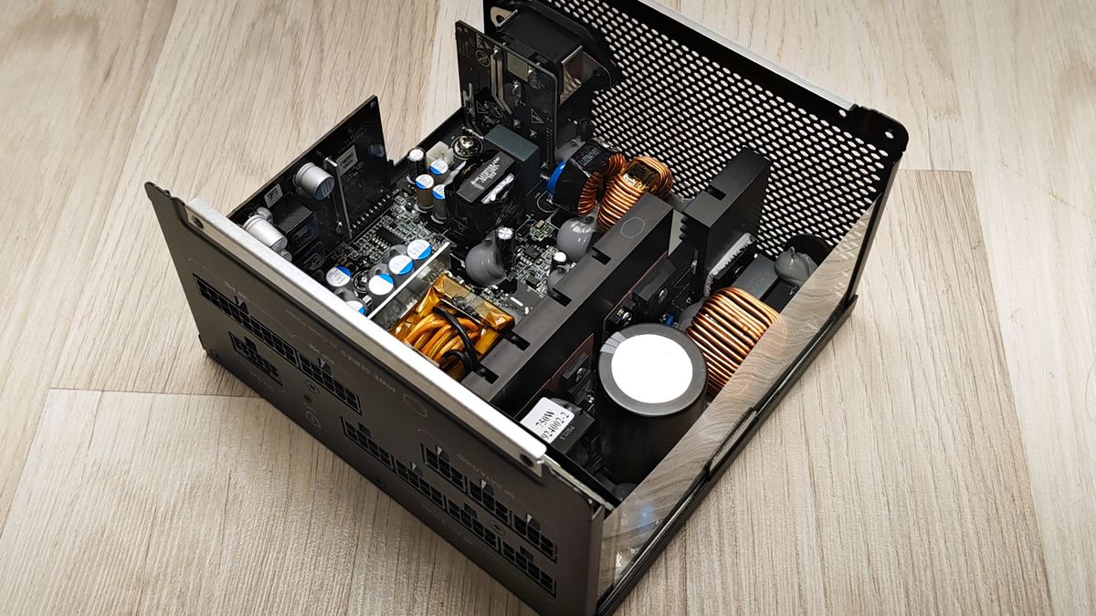 Cooler Master MWE Gold 750 V4