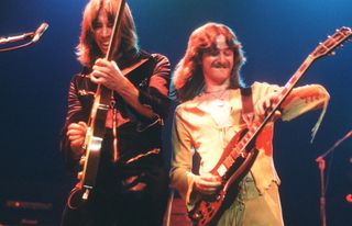 Tom Scholz (left) and Barry Goudreau perform with Boston in New York City in 1977