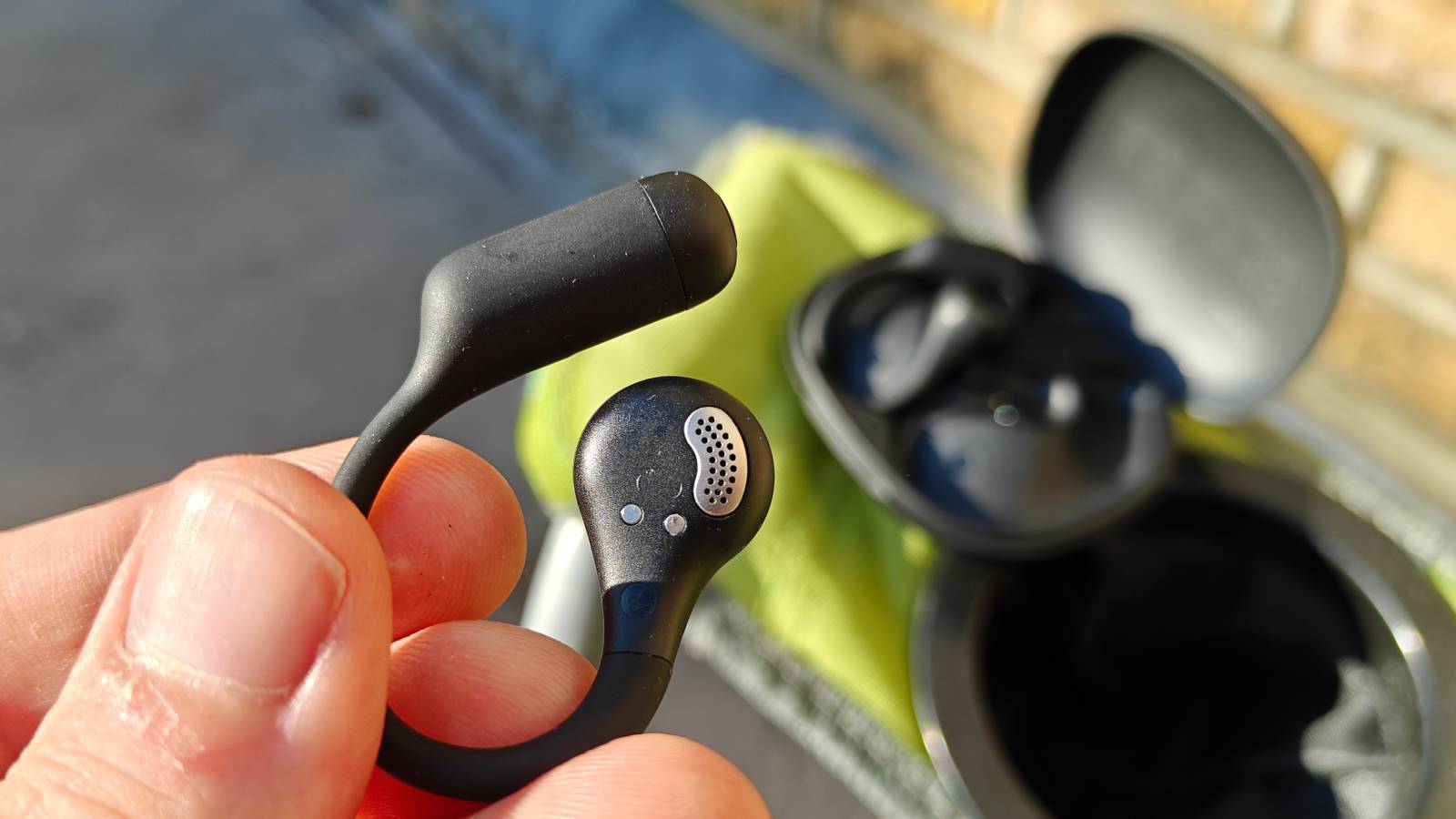 The OpenRock S2 on the edge of a camp chair.
