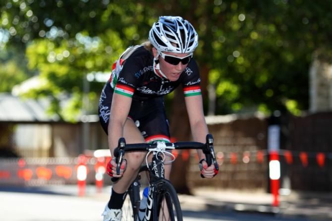 Jasmine Hurikino (Crino Cycles / Casa &amp; Boggeta) managed to go away solo