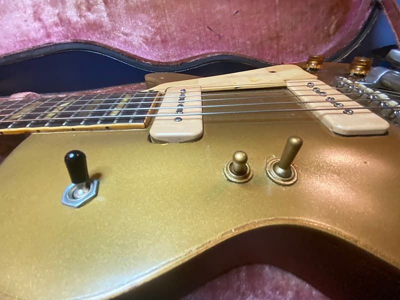 Linda Lee's 1953 Goldtop Gibson Les Paul