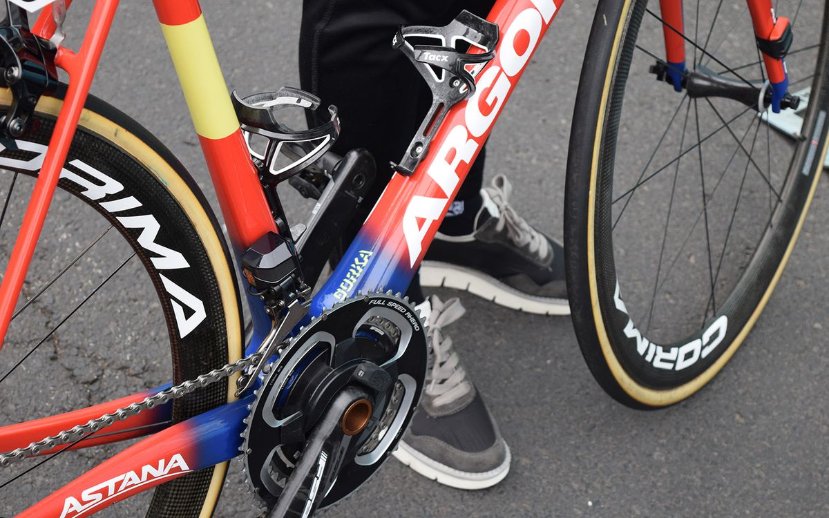 Gorka Izaguirre's custom-painted frameset features his name on the down tube of his Argon 18 Gallium Pro