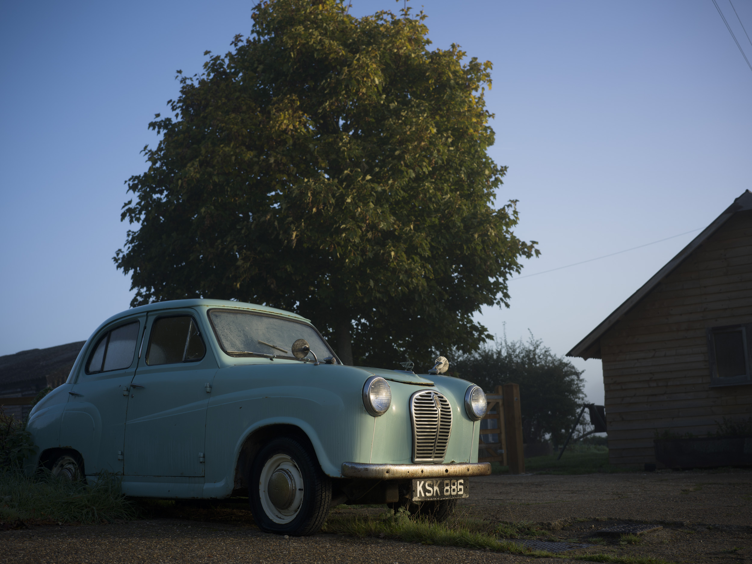 Sample image taken with the Hasselblad X2D 100C of a classic car in morning light