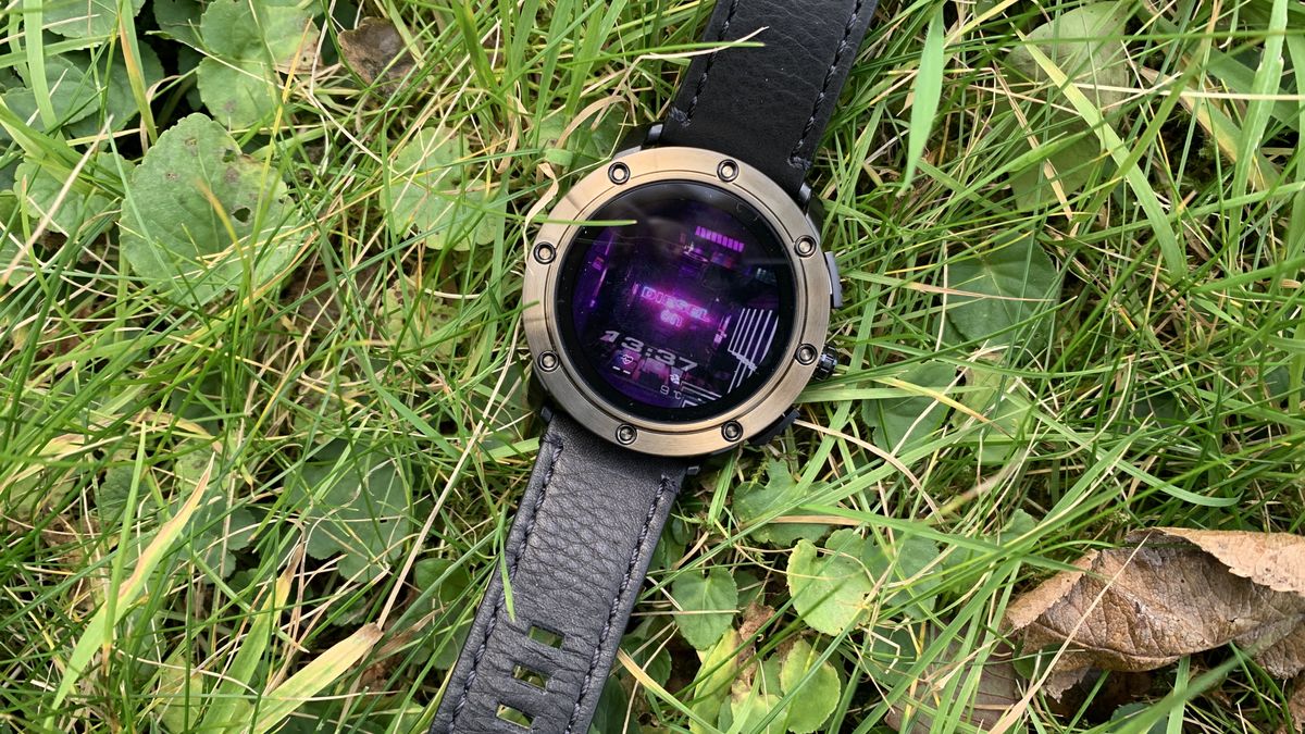 smartwatch axial