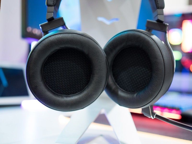 Corsair Virtuoso RGB Wireless XT review